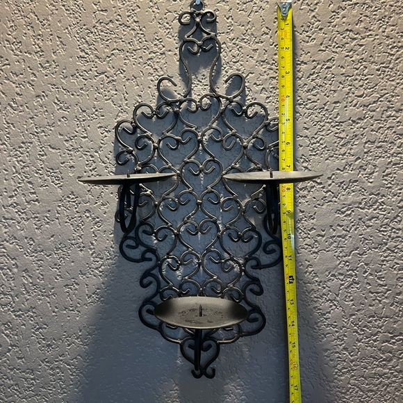 Black Metal Wall Sconce Set - Picture 4 of 10